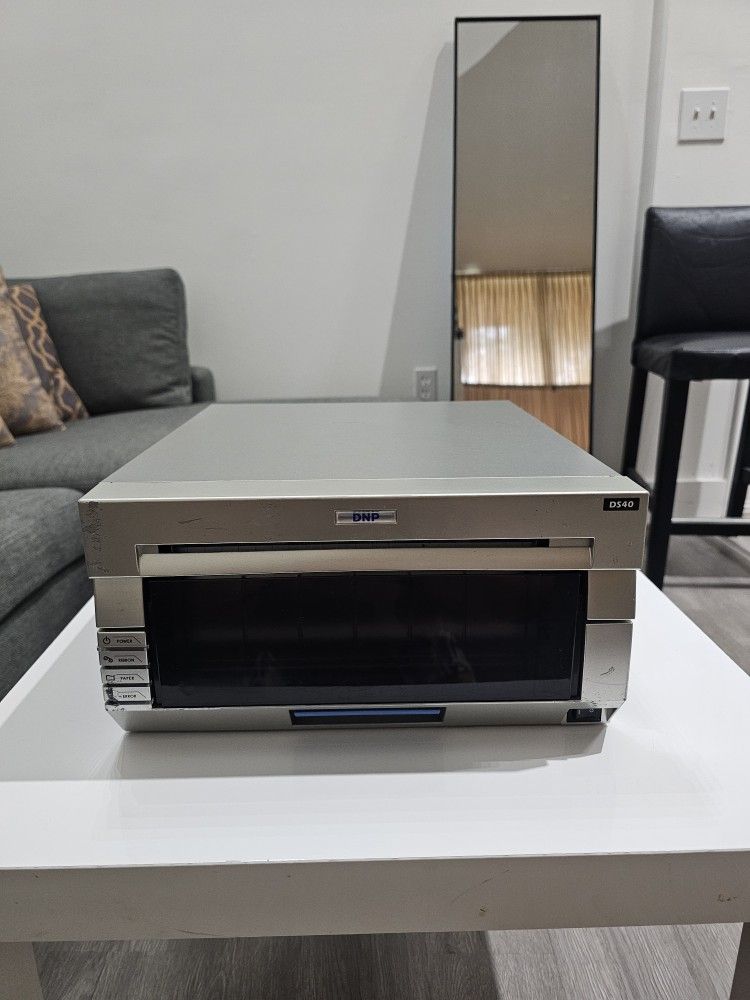 DNP DS40 printer