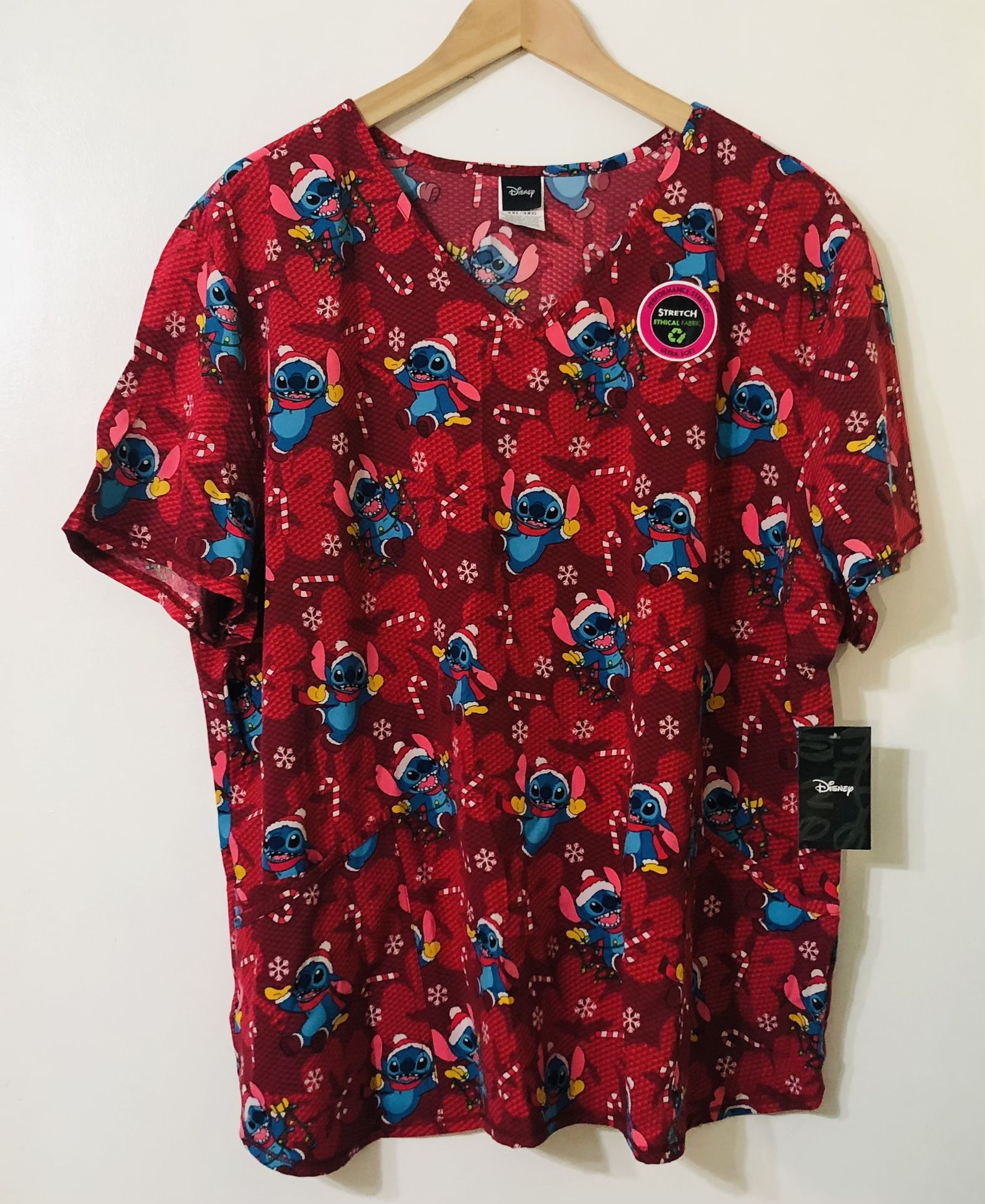 Disney Scrub Stitch V-neck two front pen hand pockets V-neck red. 3XL/3XG