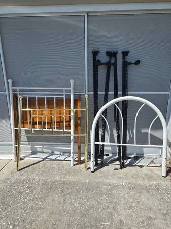 Twin Headboards And Bedframes