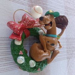 ✨LAST CHANCE✨ Vintage 1999 Scooby Doo Baseball Wreath Ornament By Hanna Barbara