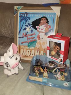 Disney Moana Collector Bundle Set
