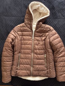 Women's Puffer Jacket with Sherpa Hood