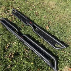 Running Boards Compatible with Crew Cab