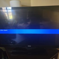 55 In Toshiba T.v w Remote & Sound System