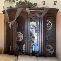 Chinaware Cabinet