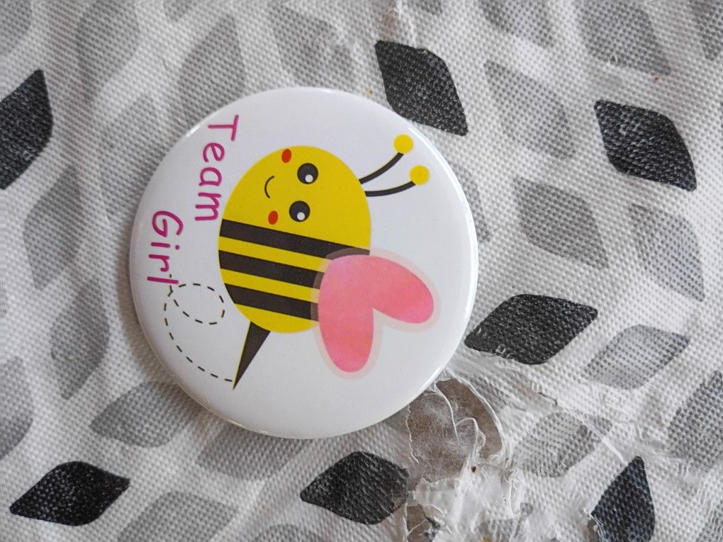 Team Girl Pin