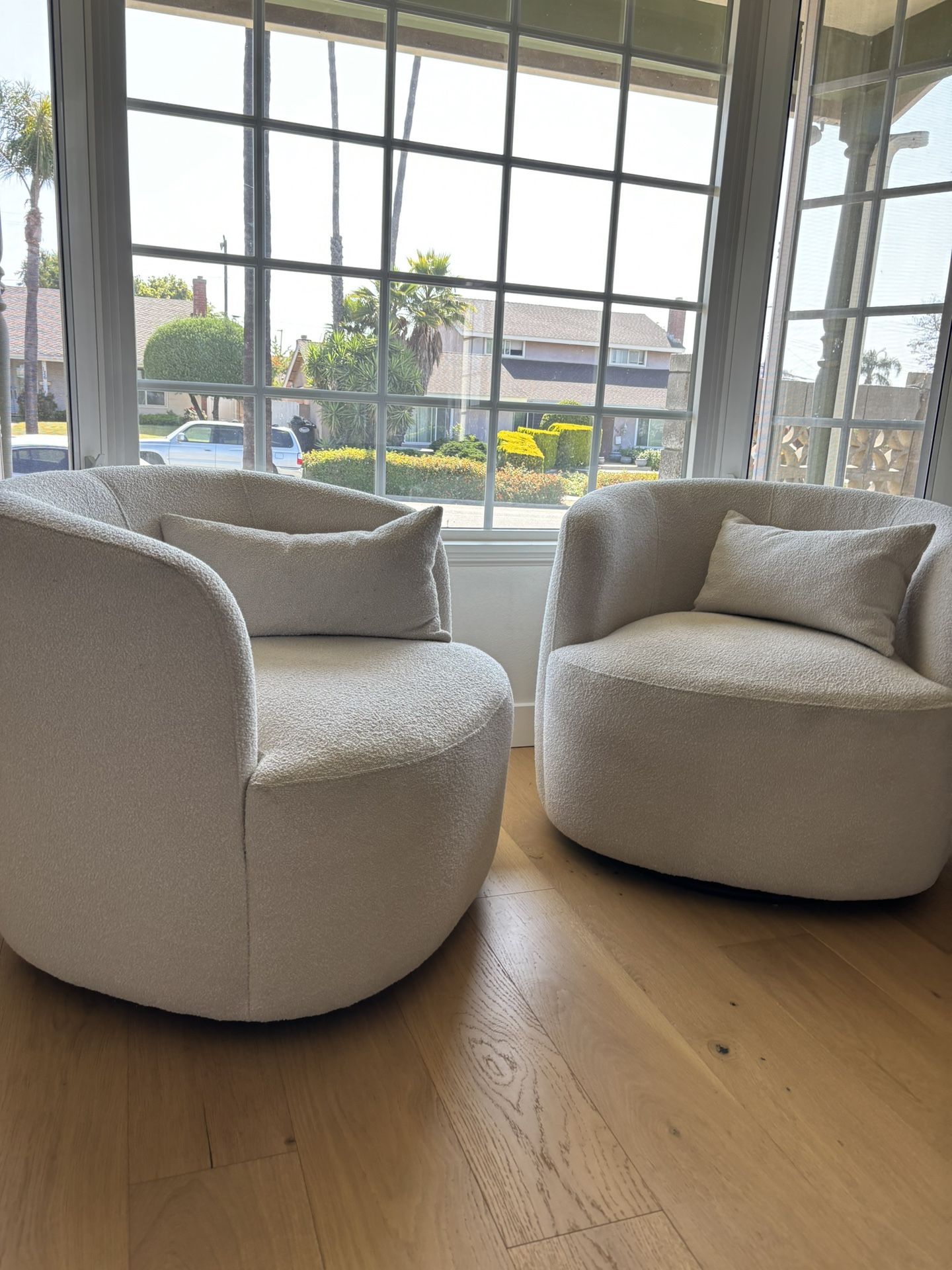 Accent Chairs - Set Of 2 Boucle Chairs