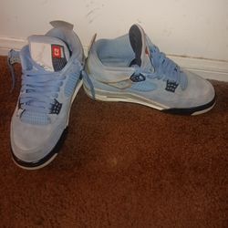Blue Jordan 4 Retro