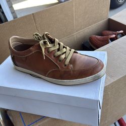 Steve Madden men shoes