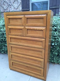 Chest of drawers