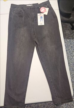 YMI Mom Jeans Gray Denim New with Tags size 15/32