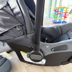 Nuna pipa urbn travel system car seat
