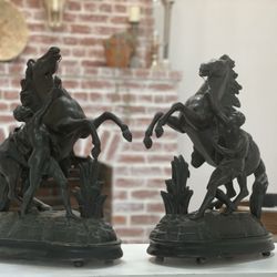 Pair Of Gorgeous Horse Statues