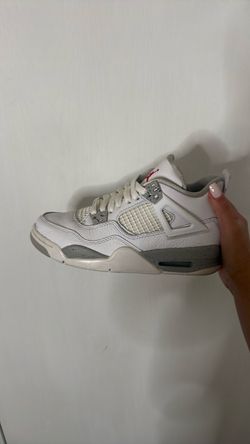 Jordan 4’s