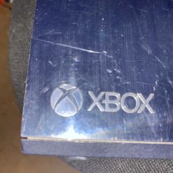 Xbox One Used With Controller
