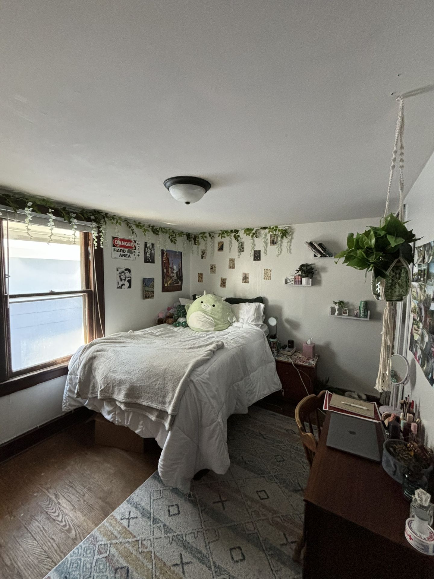 Subleasing Room for Spring/Summer!