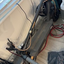 electric scooter 