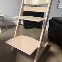 Stokke Tripp Trapp High Chair Pink 