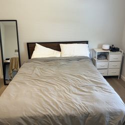 ROOM FURNITURE ALL FOR $280