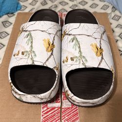 Nike Men’s RealTree Calm Slides Size 13