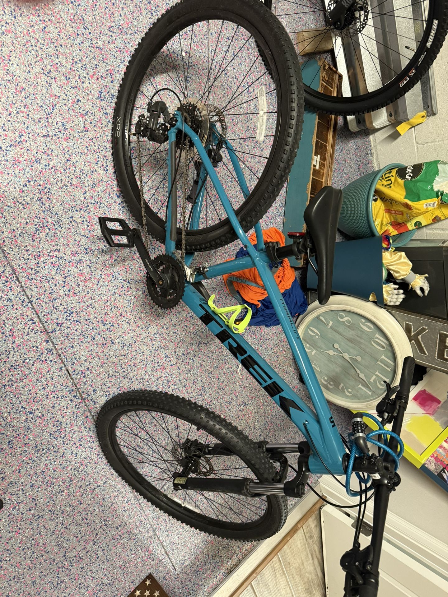 Trek marlin 5 Size Small