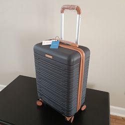 Luggage 22 inch New Black