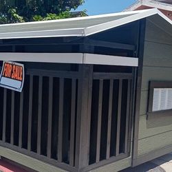Dog Houses 