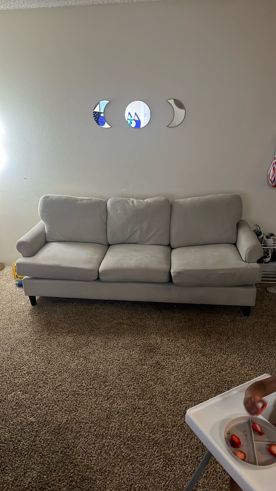 Free Couch 