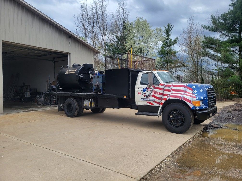Ford f600 seal coating truck