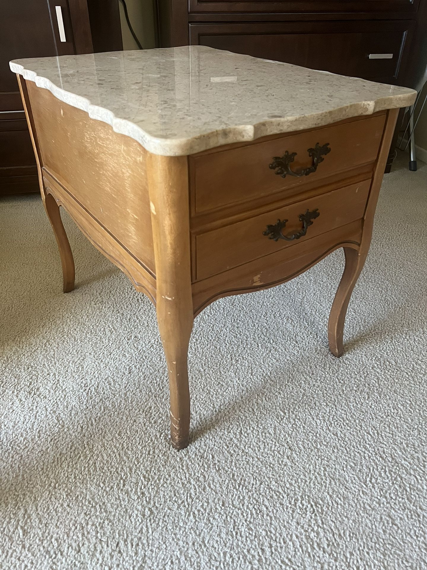 Vintage Nightstand/Side Table/End Table