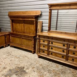 Queen Bedroom Furniture