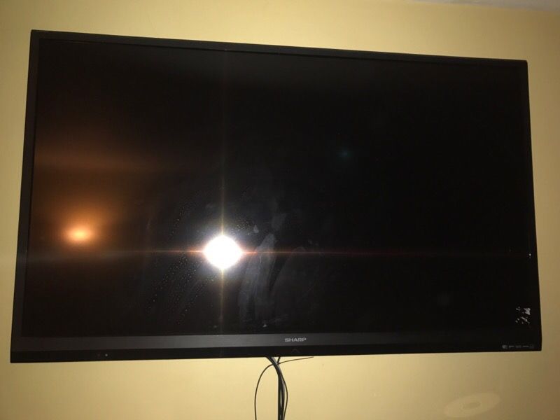 Sharp smart tv 60 inch tv