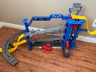 Monster Truck Garage