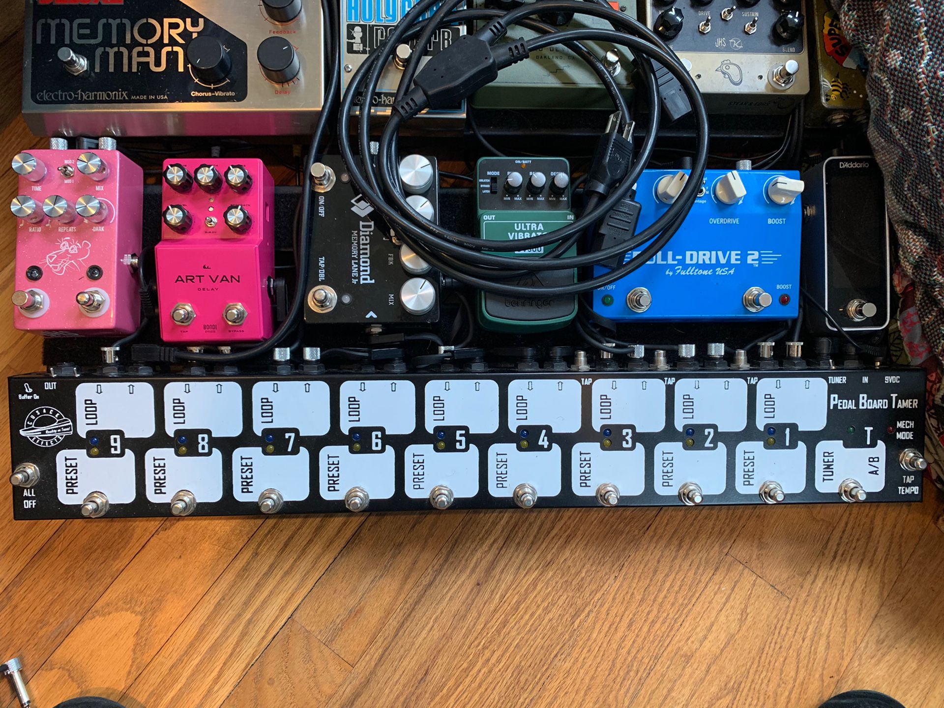 Cusack Pedalboard Tamer 9