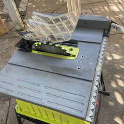 Ryobi 10 Inch 15 amp Table Saw W Stand 