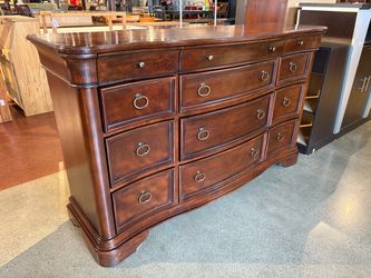 Traditional Brown 12-Drawer Curved Dresser