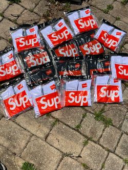 Supreme Socks