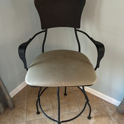 Set Of 4 Bar Stools