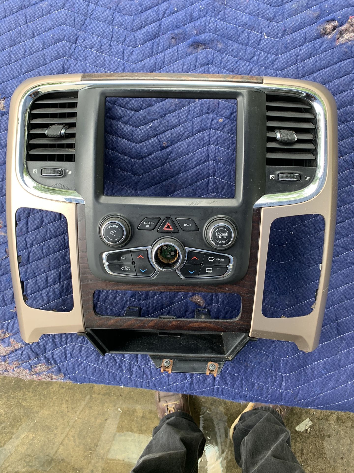 Dodge Ram Dash for touch screen