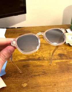 Louis Vuitton aura pantos sunglasses