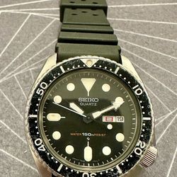 VINTAGE SEIKO 7548 JDM QUARTZ DIVER - KANJI/ENGLISH DAY - MAY 1983