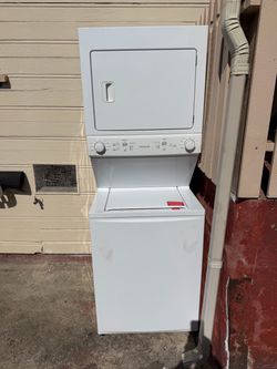Washer/Dryer Gas Frigidaire