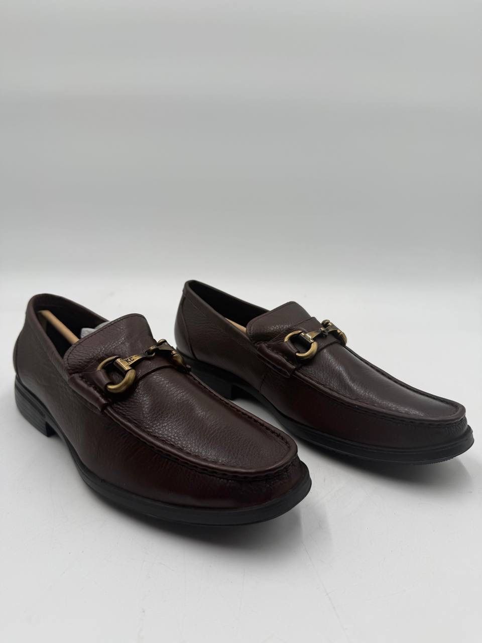 Kenneth Cole Men's Shoe - Brown Leather Loafer- Size 9.5- SKU 111422 New In Box