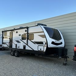 2024 Winnebago Minnie 30ft Rv Travel Trailer 