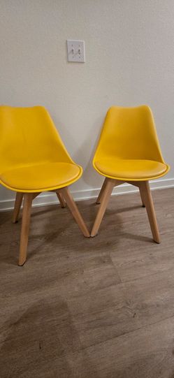 Modern Shell Dining Chairs with Wood Legs,2PCS,Yellow