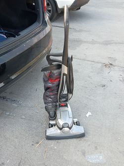 Kirby Upright Vacuum Cleaner