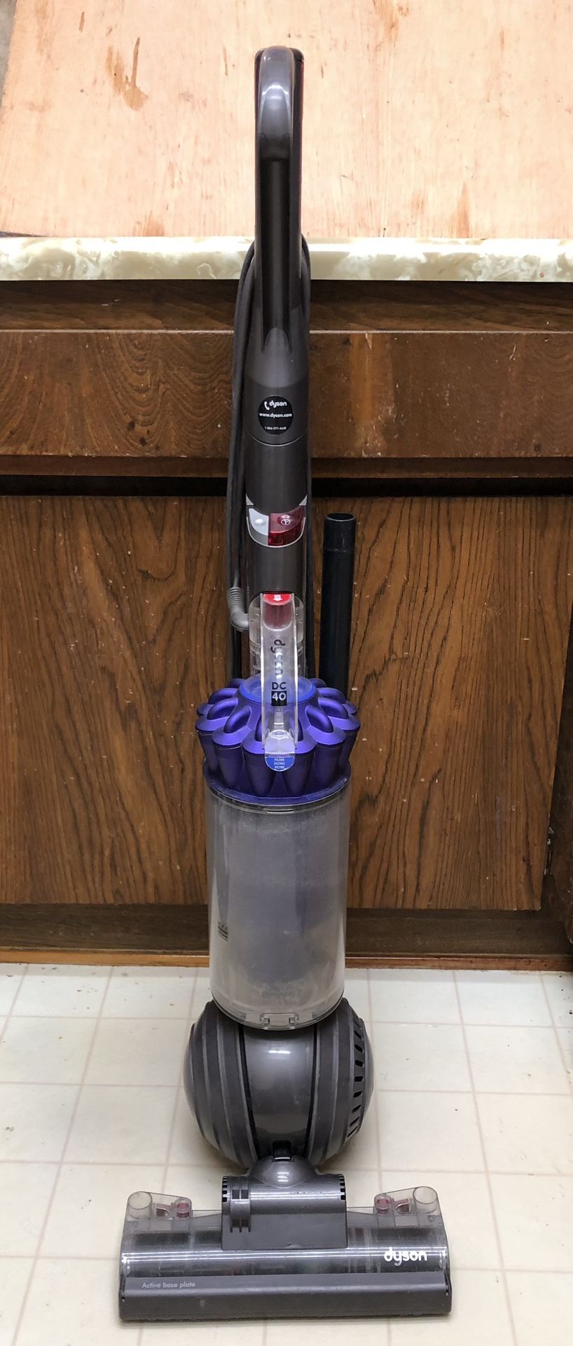 DYSON DC40 Vacuum Cleaner
