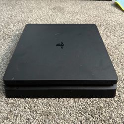 Ps4 1Tb with controller