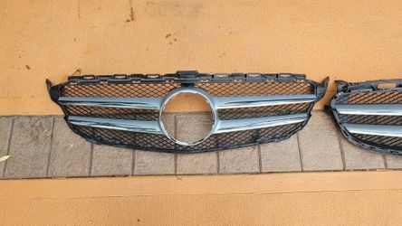 Mercedes W205 OEM GRILLE