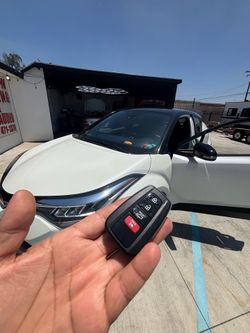 Llaves de autos / car keys and remotes